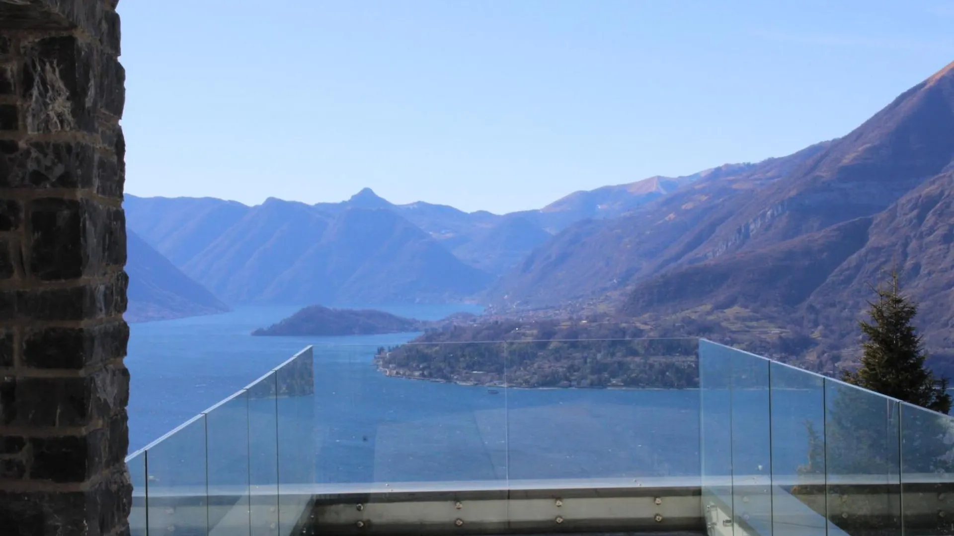 The Panoramic Suite Of Lake Como Perledo Italia